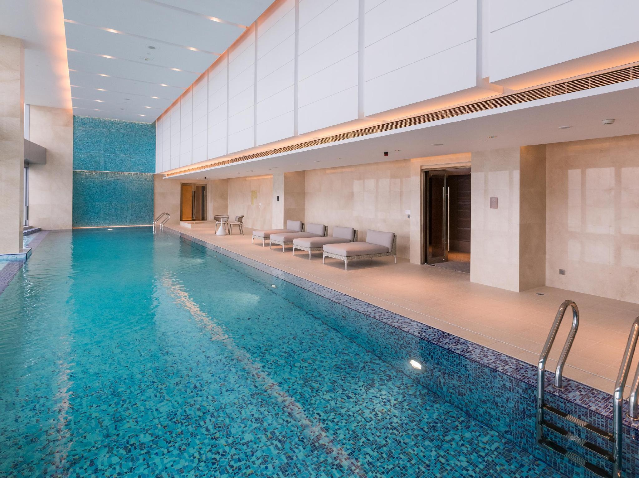 Crowne Plaza Macau, an IHG Hotel Exterior foto The swimming pool at The Hari