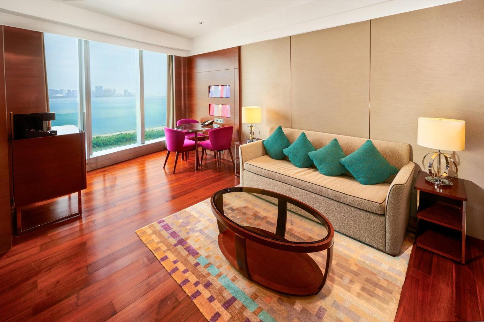 Crowne Plaza Macau, an IHG Hotel Exterior foto A suite at the hotel