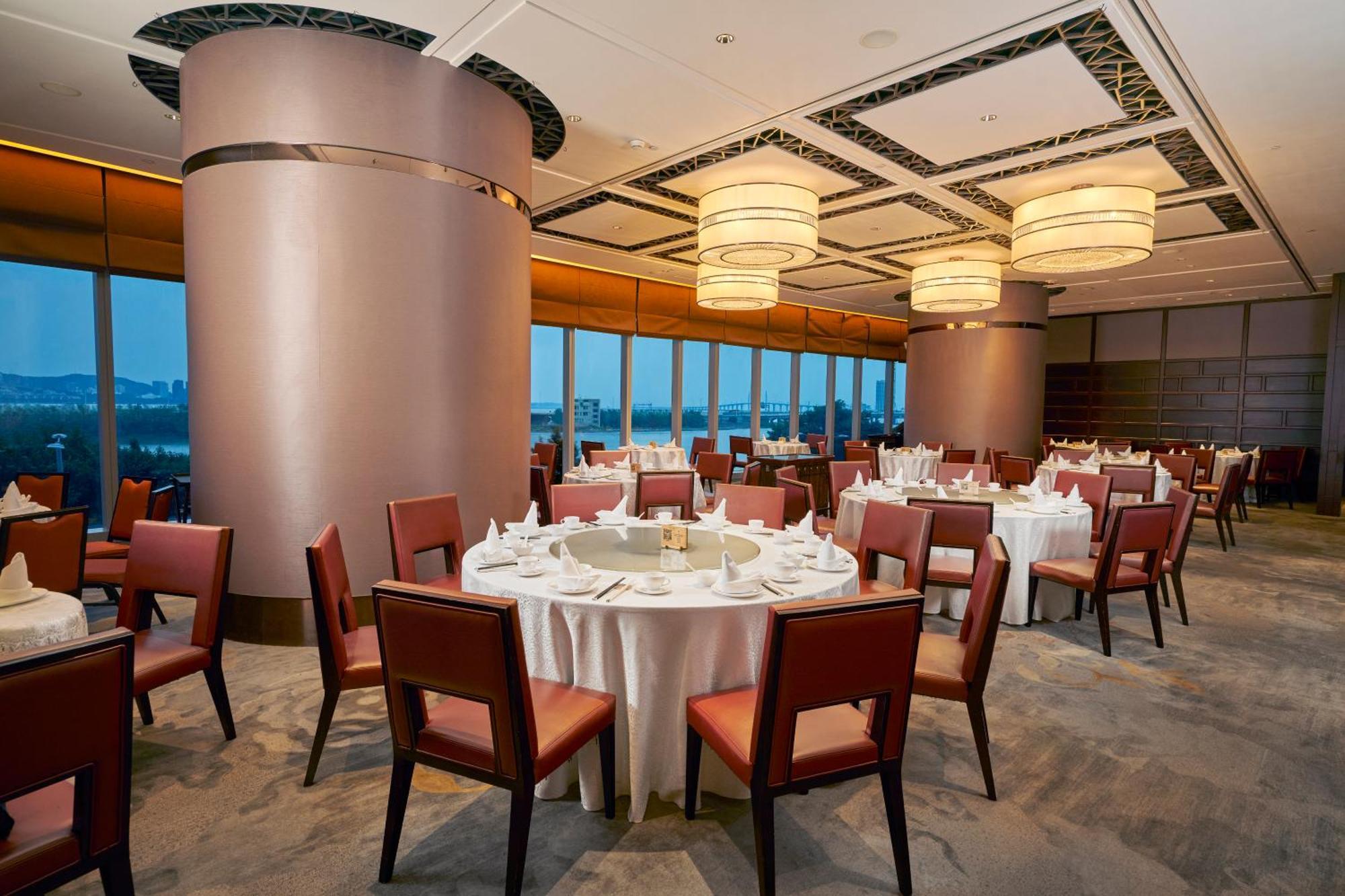 Crowne Plaza Macau, an IHG Hotel Exterior foto The interior of Jade Room